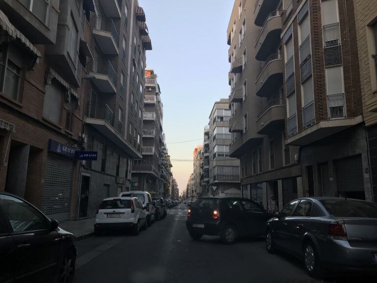 Calle capitán Alfonso Vives donde vivía la fallecida