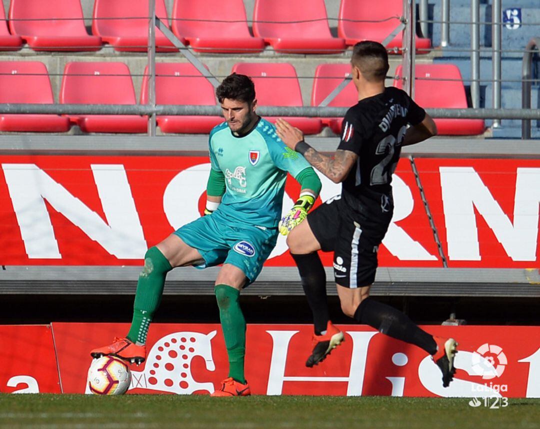 Juan Carlos, durante el partido ante el Sporting en Los Pajaritos.