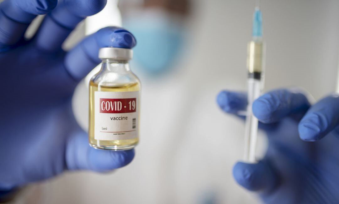 Primera jornada de vacunación contra la covid-19 en Álava: 139 usuarios y trabajdores de la residencia Ajuria.