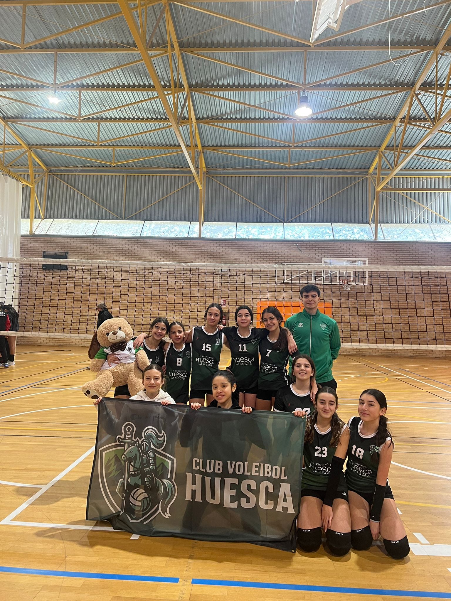 Equipos del Club Voleibol Huesca