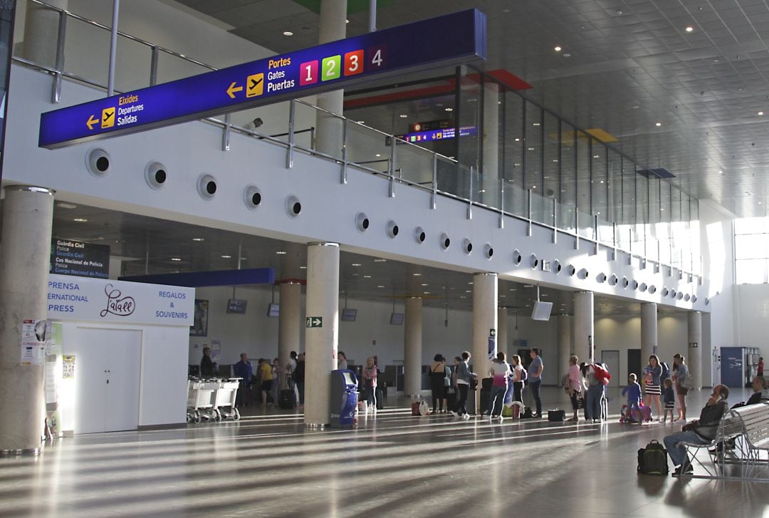 Zona de embarque Aeropuerto de Castellón