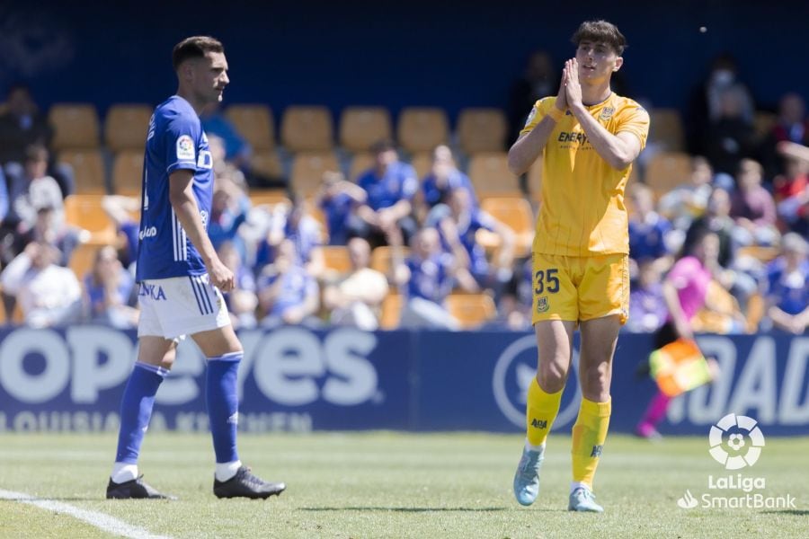 Óscar Rivas pide perdón tras marcar su gol al Real Oviedo en Santo Domingo | Foto: LaLiga