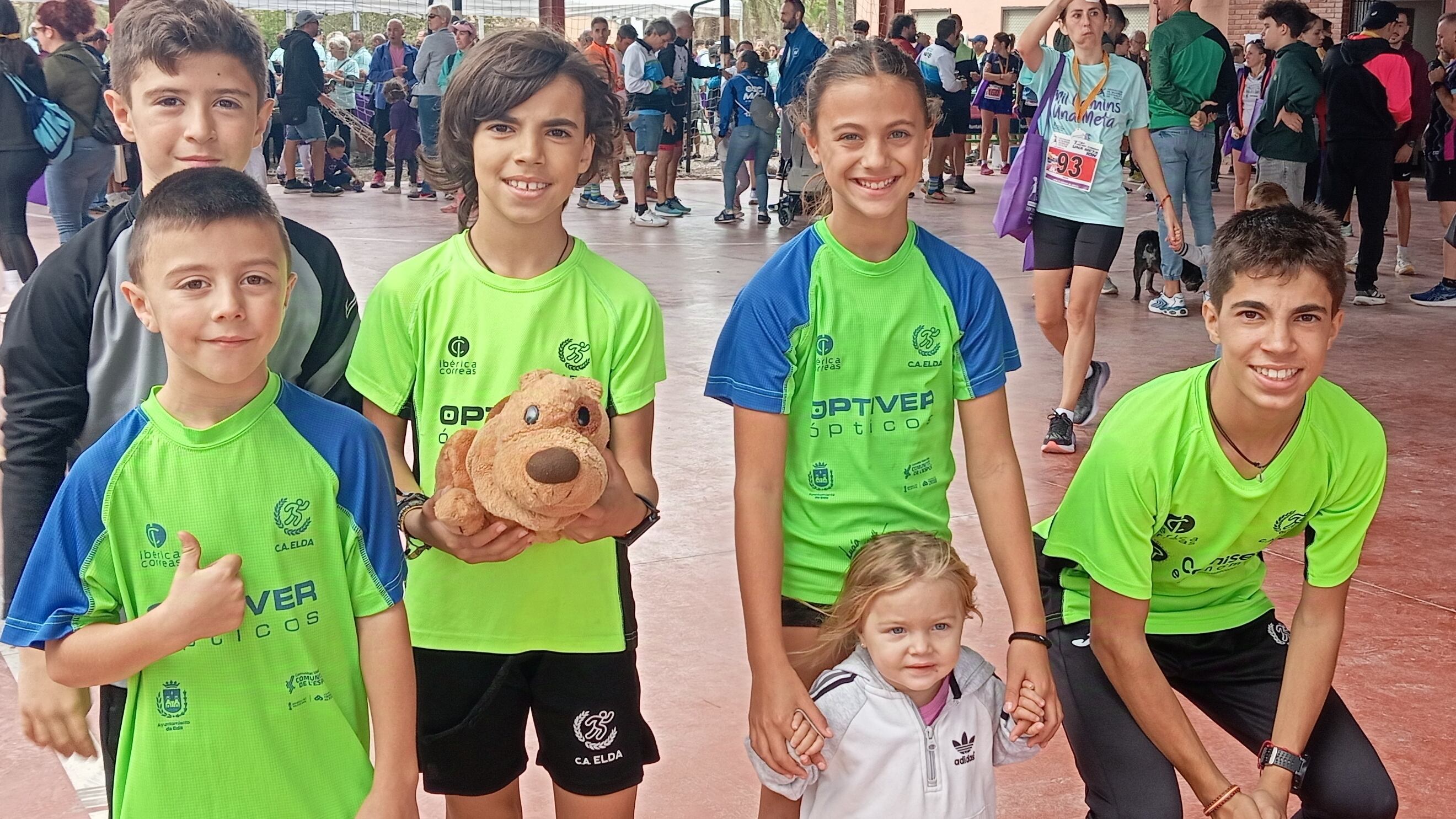 Jóvenes atletas eldenses en Elche