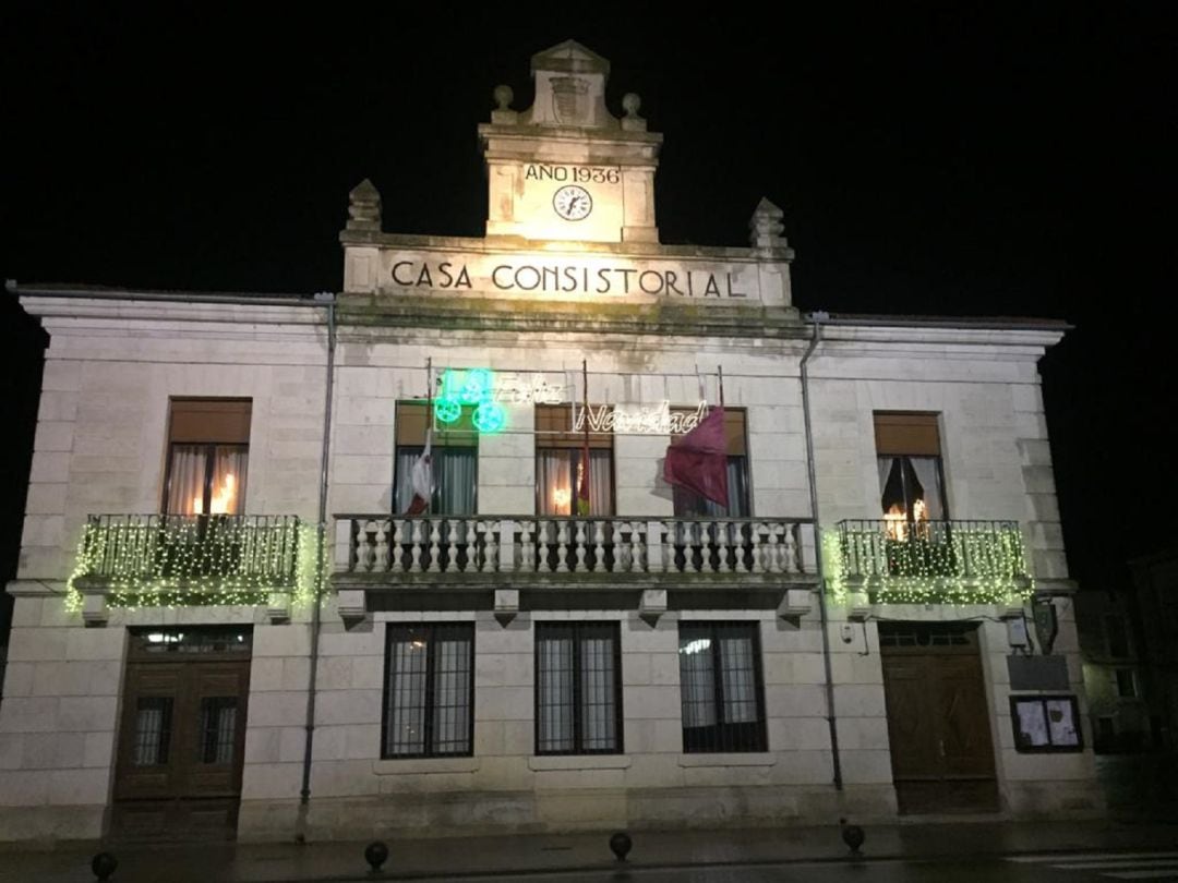 El edificio consistorial de Campaspero.