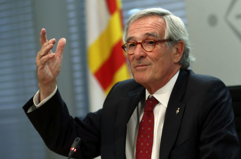 GRA185. BARCELONA, 26/05/2015.- El alcalde de Barcelona en funciones, Xavier Trias (CiU), durante la rueda de prensa que ofreció hoy en la que ha asegurado que no firmará "nada" con lo que la ganadora de las elecciones municipales en la capital catalana por Bcomú, Ada Colau "no esté de acuerdo". EFE/Toni Albir