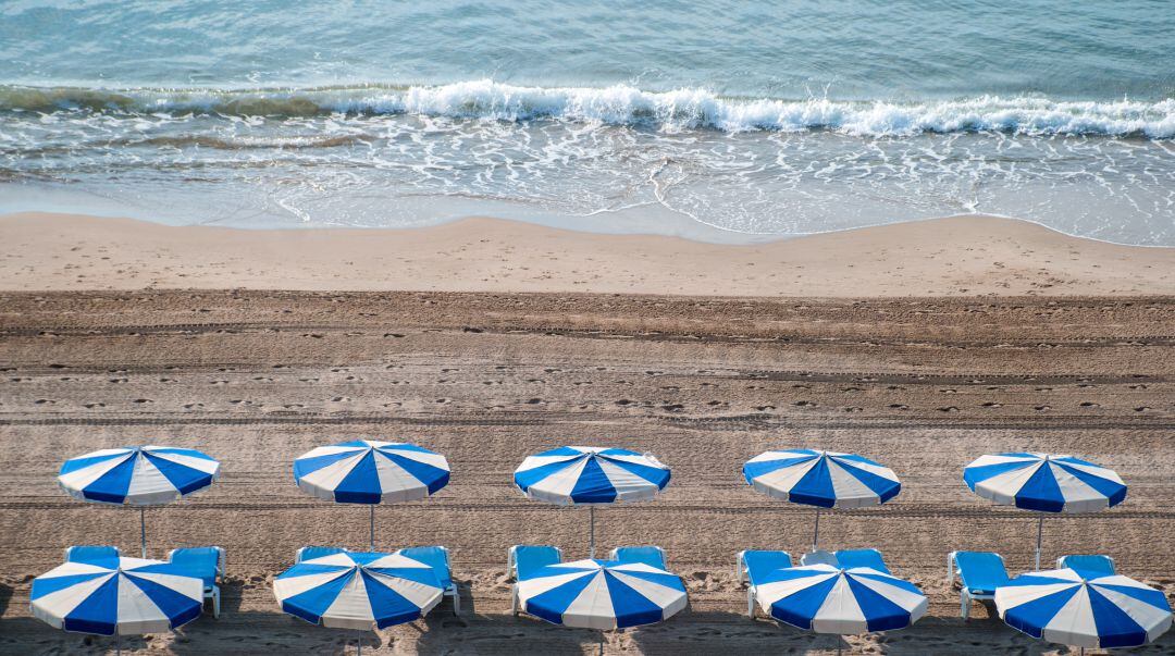 El agua del Mediterráneo ronda los 28º C