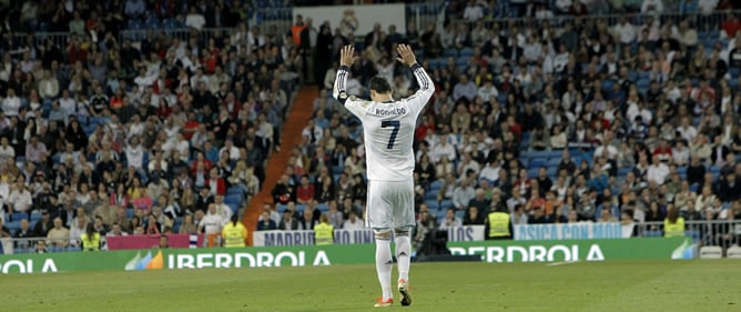 El delantero portugués del Real Madrid Cristiano Ronaldo durante el partido de Liga adelantado de la jornada 36