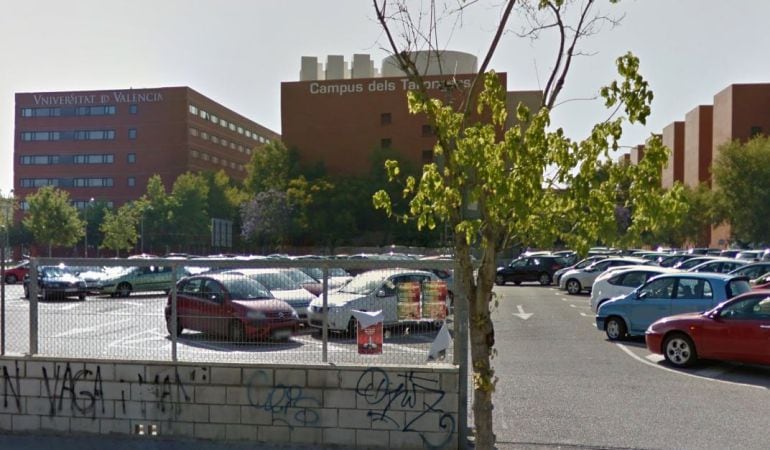 Imagen reciente del aparcamiento de Tarongers