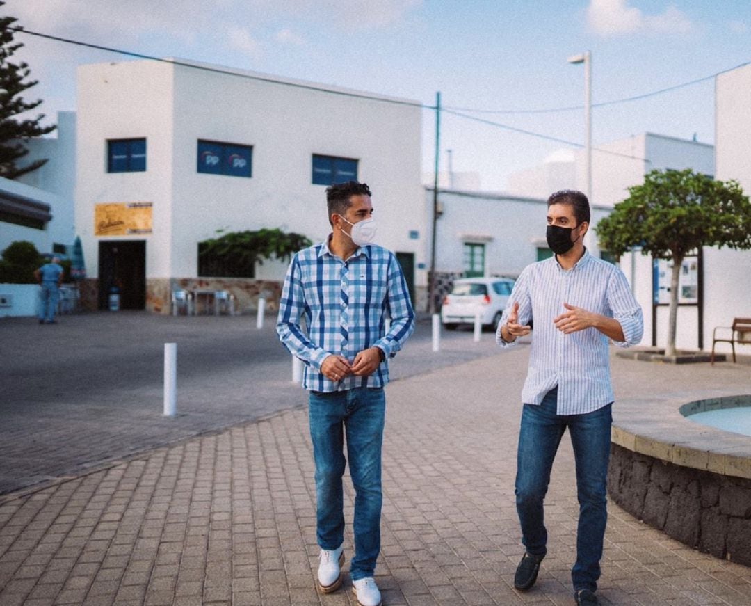 Lorenzo Reyes y Sergio Tejera, concejales del PP en San Bartolomé.