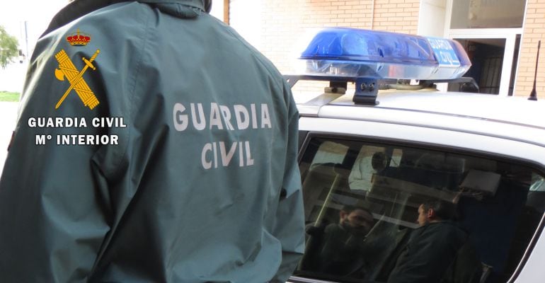 Ha sido detenido por la Guardia Civil