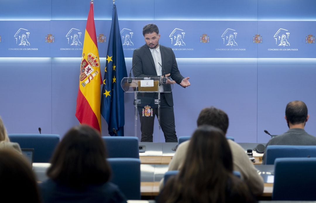 Gabriel Rufián en rueda de prensa en el Congreso