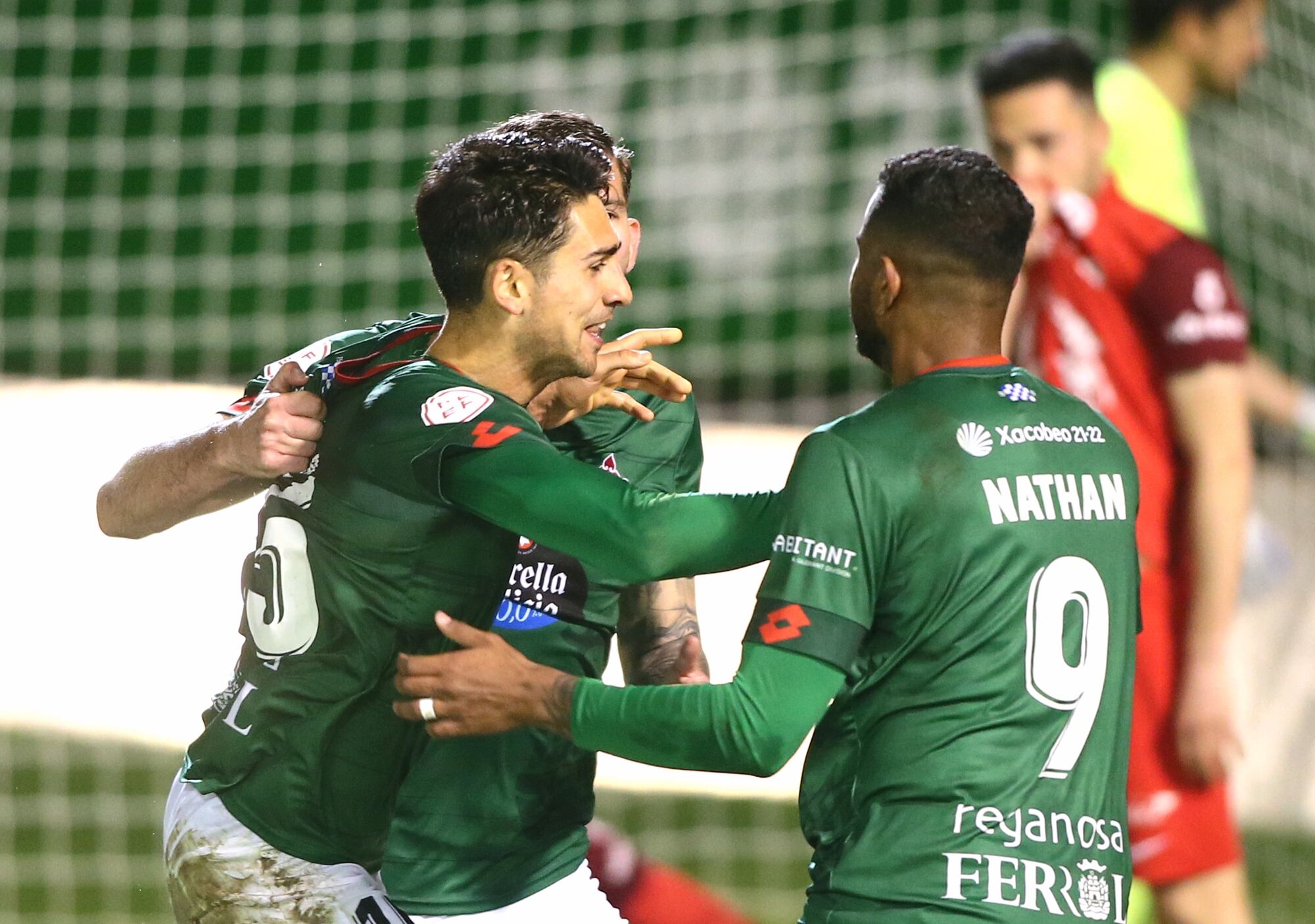 David Castro celebra su gol en el minuto 86 del Racing-Rayo Majadahonda en A Malata