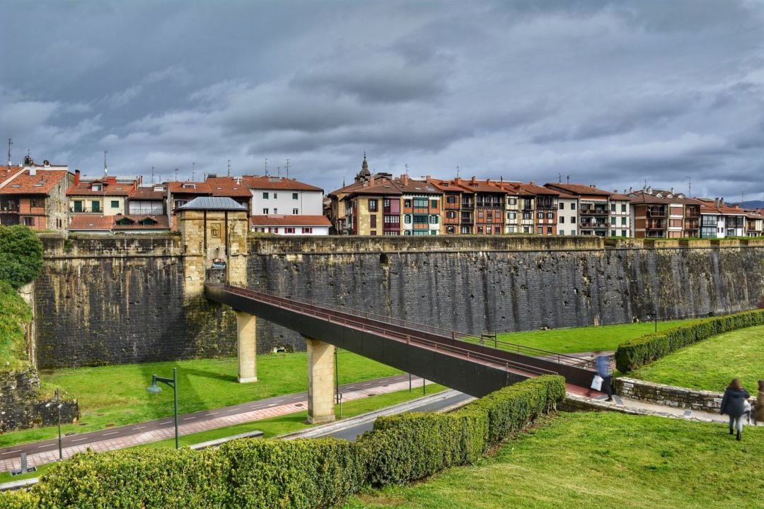 Arma Plaza Fundazioa ha preperado una variedad de actividades para conocer el patrimonio de Hondarribia