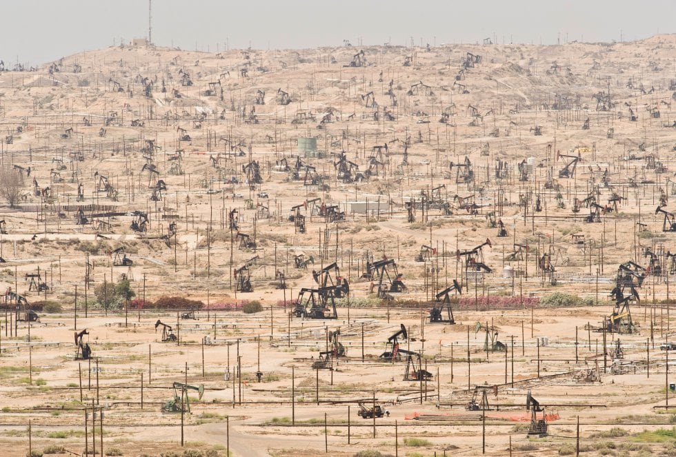 &quot;Yo no entiendo por qué cuando destruimos algo creado por el hombre lo llamamos vandalismo, pero cuando destruimos algo creado por la naturaleza lo llamamos progreso&quot; Ed Begley, Jr., actor y activista medioambiental.