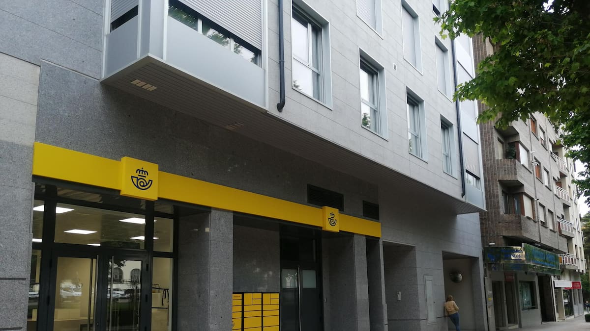 Maruja Torres: "Mi voto por correo de ciudadana en libertad amenazada"