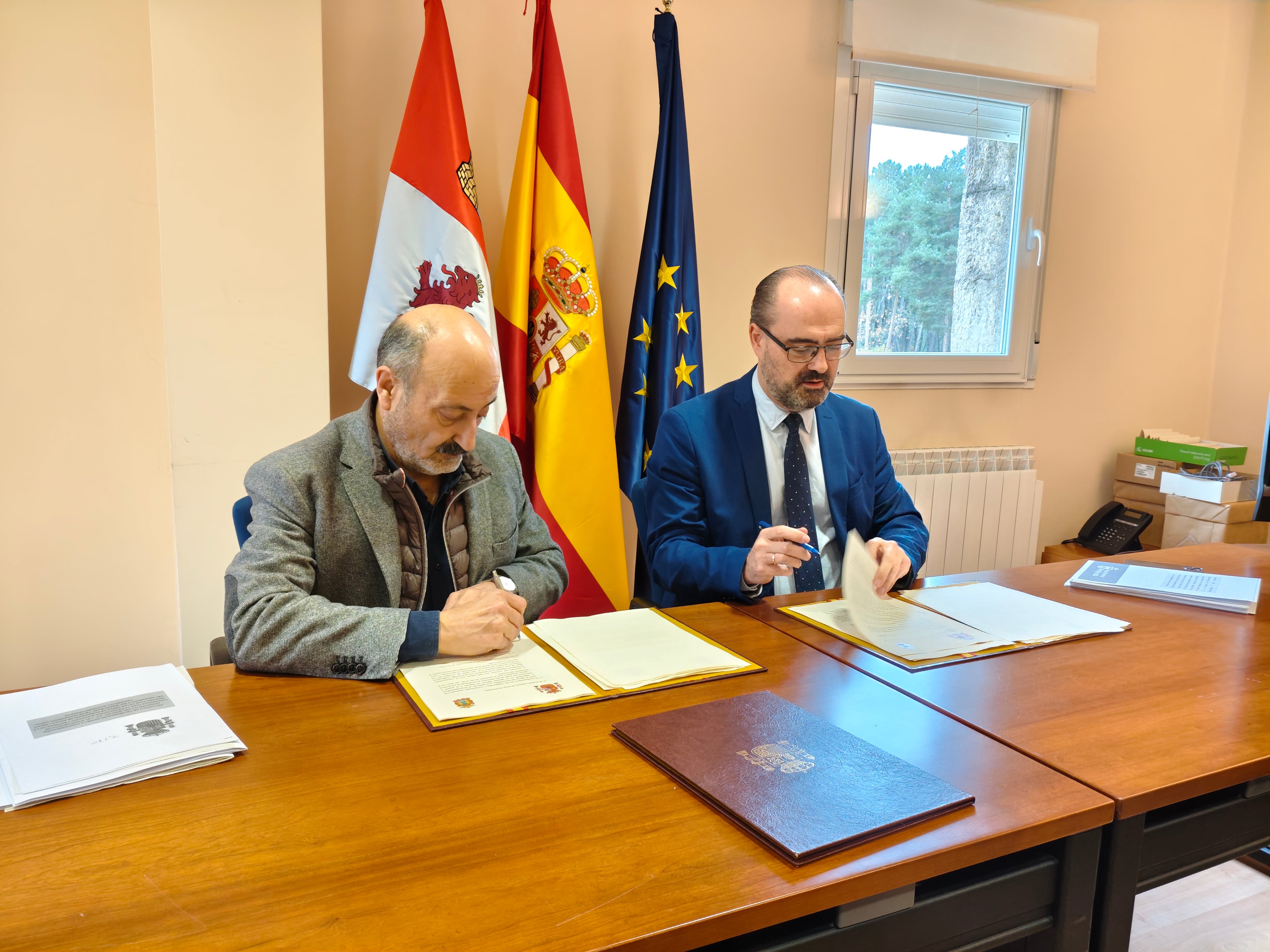 El presidente de CHMS, José Antonio Quiroga y el alcalde de Ponferrada, Marco Morala