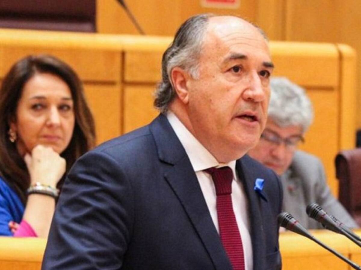 Landaluce defiende las aguas del accidente del barco como españolas