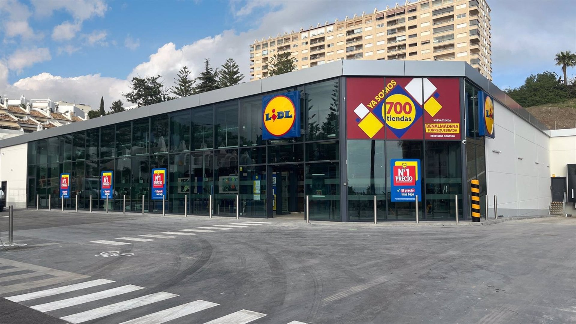 Nueva tienda Lidl en la zona de Torrequebrada, en Benalmádena, que abre sus puertas este viernes 29 de noviembre