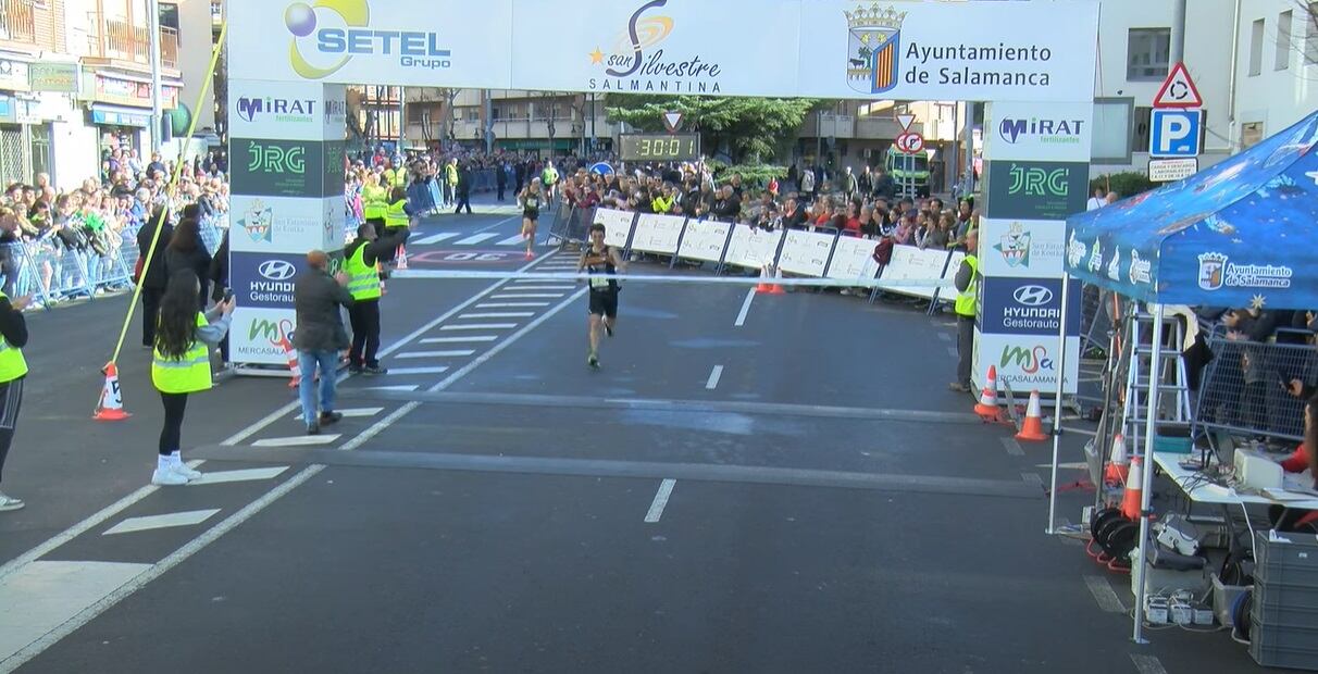 Llegada a la línea de meta en la San Silvestre 2022/ Cadena SER