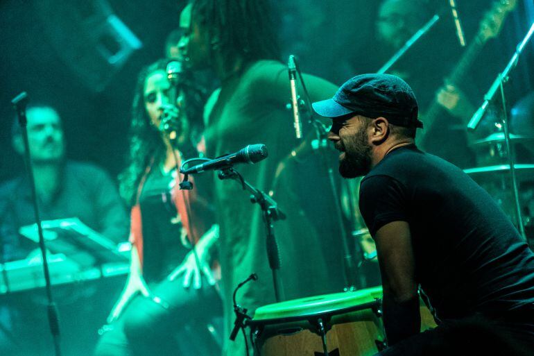 Jorge Pérez, lider de la banda, en una actuación de Patax