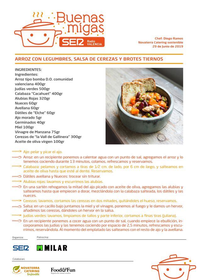 Arroz con legumbres, salsa de cerezas y brotes tiernos