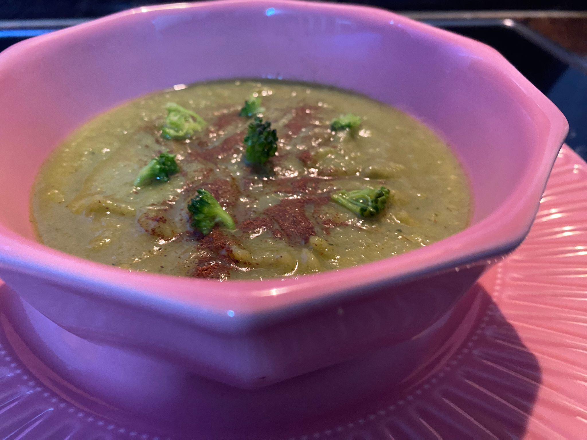 Crema de brócoli y manzana