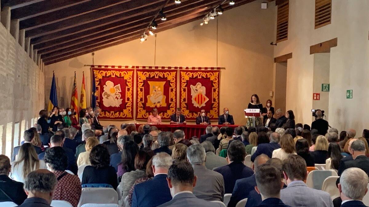 Ximo Puig califica de "acertada" la dimisión de Manolo Mata para evitar un "conflicto de intereses"