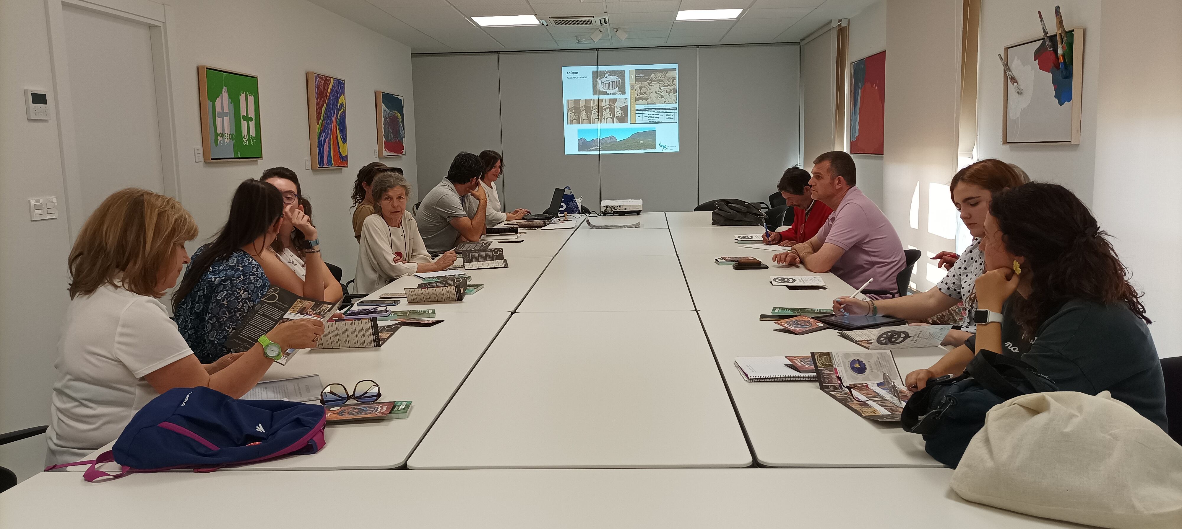 Reunión celebrada en la comarca de la Hoya