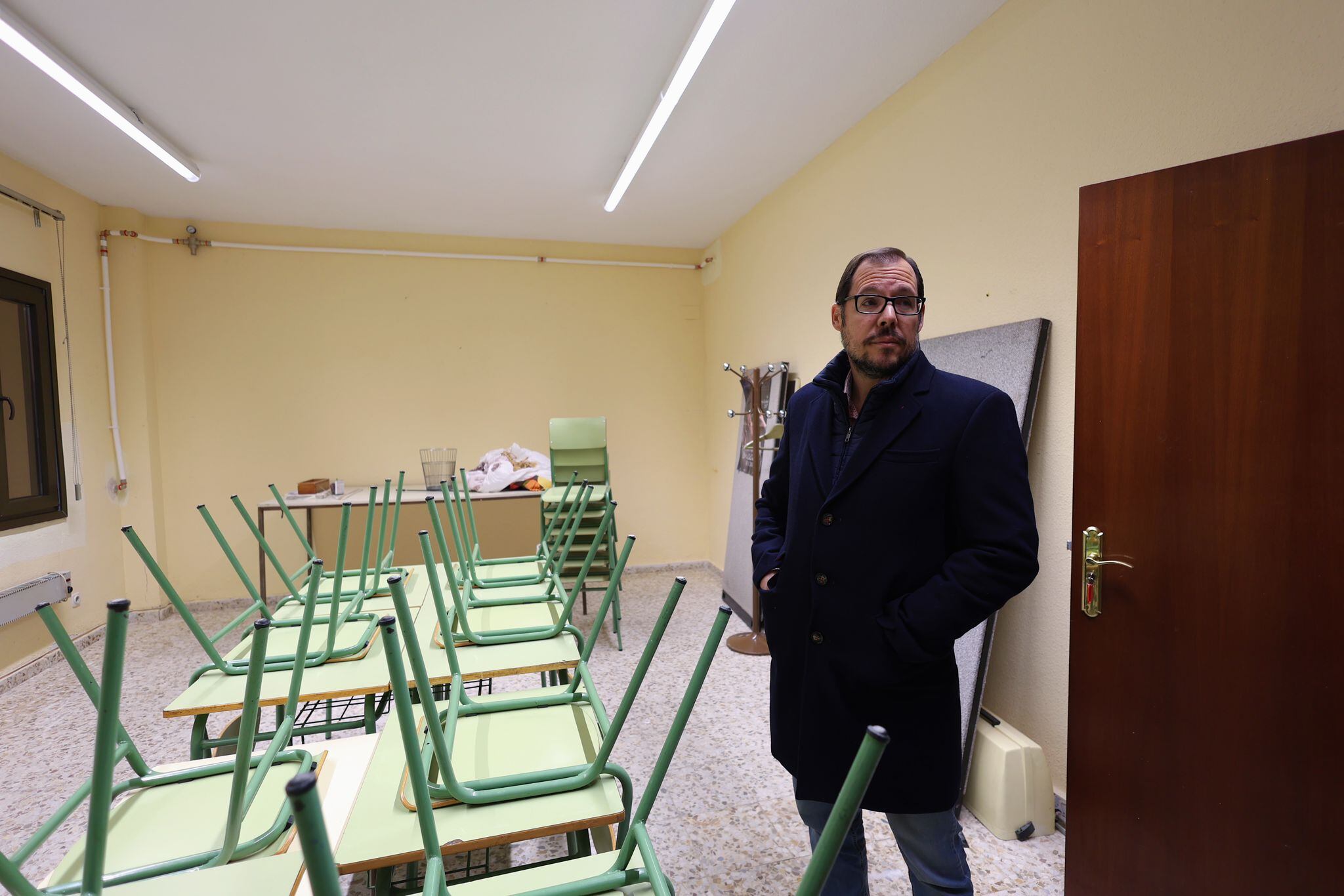El concejal de Educación, Daniel Morcillo, durante su visita al Centro Cívico de Palomarejos