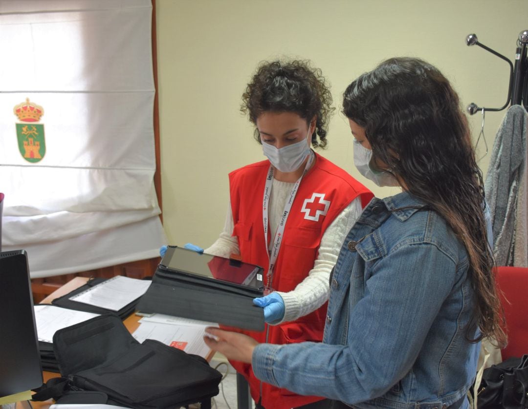 Entrega de tablets a las familias