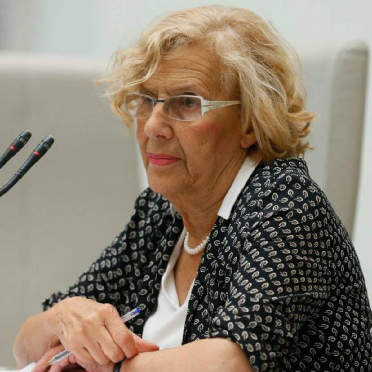 Carmena se interesa por los locales de la SAREB para cederlos a emprendedores