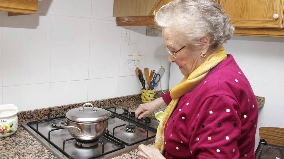 Más de 8.500 personas mayores de 65 años viven solas en la ciudad de Castelló