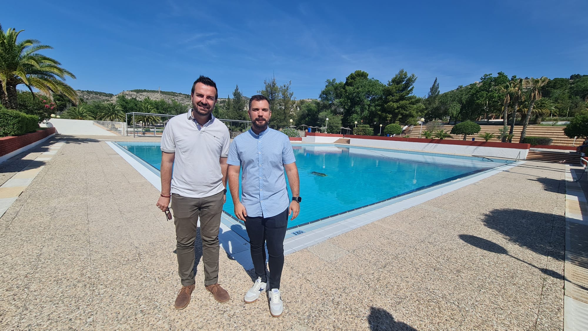 Elda abre las piscinas de verano