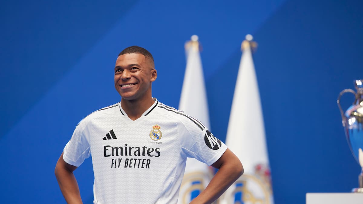Roncero alaga la actitud de Mbappé en su presentación: "No viene de salvador de la patria madridista"