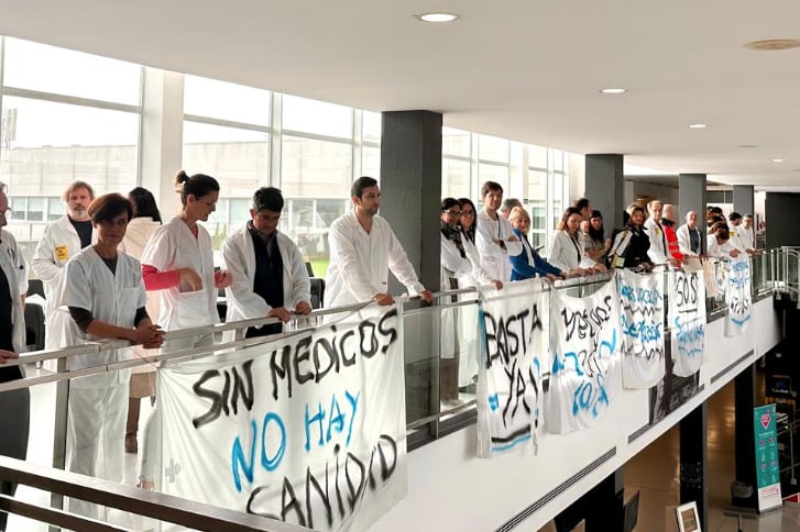 Metges en vaga al Mateu Orfila