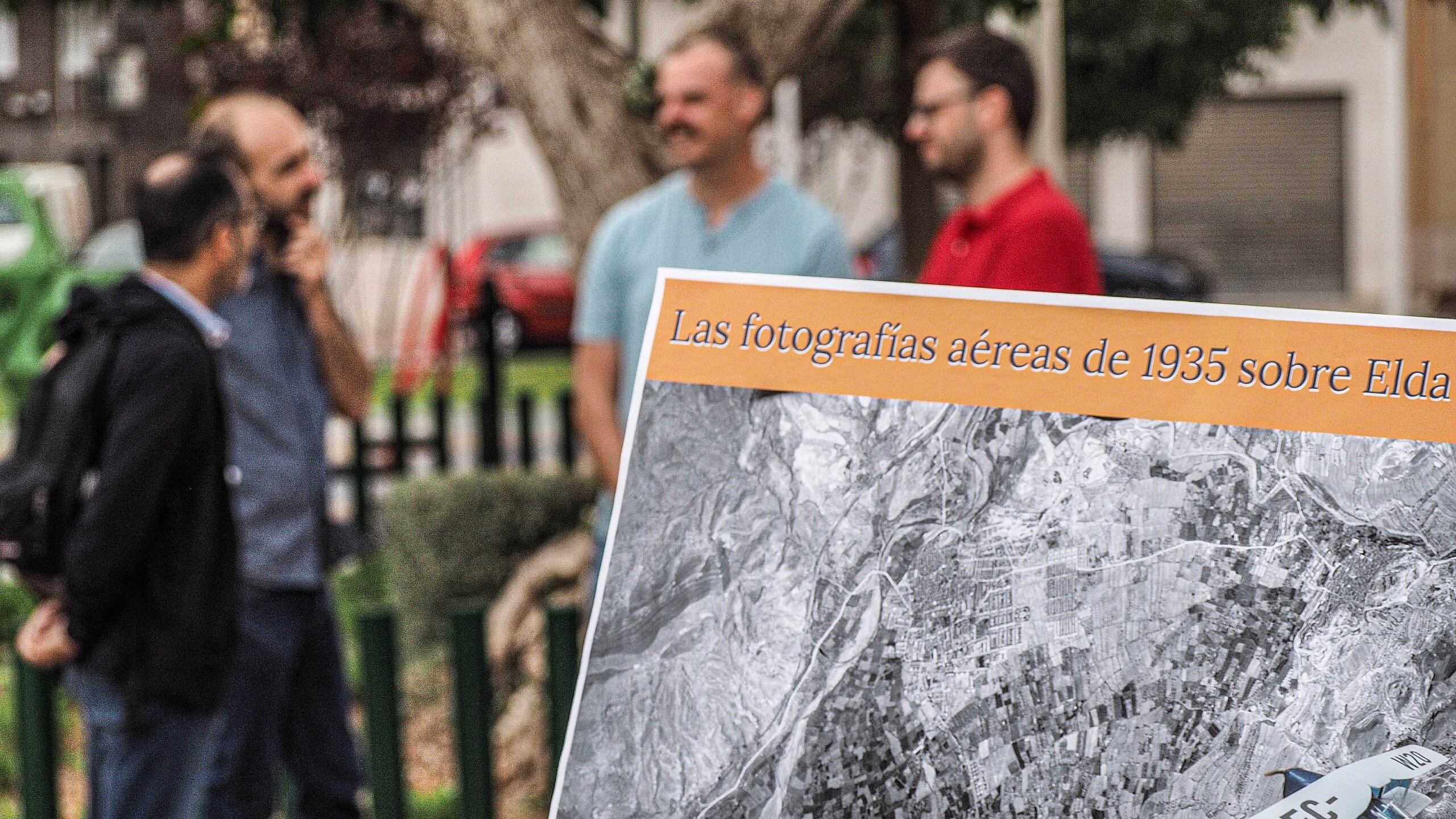 En la presentación del proyecto han participado Juan Carlos Márquez, arqueólogo municipal de Elda; Tomás Palau, secretario de Mosaico; Iñaki Pérez, concejal de Patrimonio de Elda; y Fernando Portillo, edil de Patrimonio de Petrer