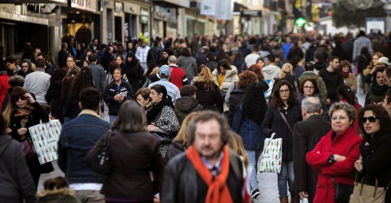 La patronal ha pedido que los comercios puedan abrir el 24 de junio de 2017, fiesta local