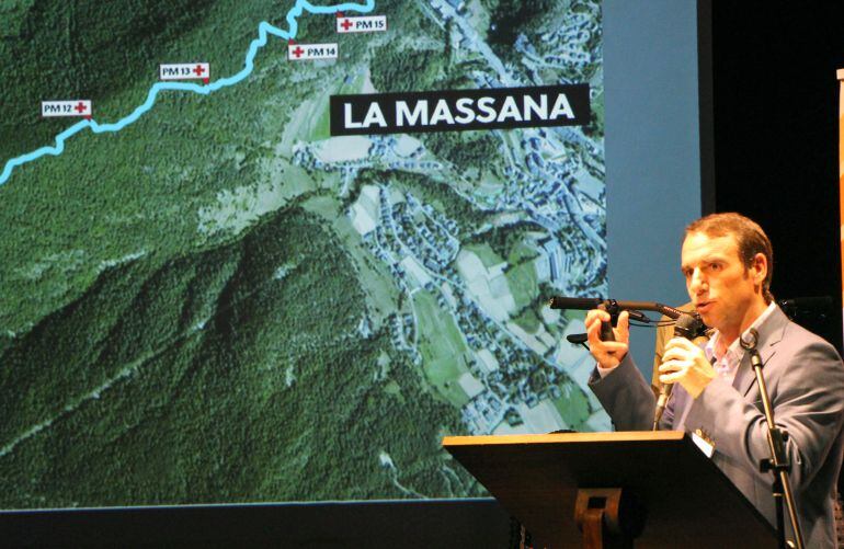 El director tècnic de la Copa del Món de BTT de Vallnord, Albert Balcells, explica els detalls de la competició.