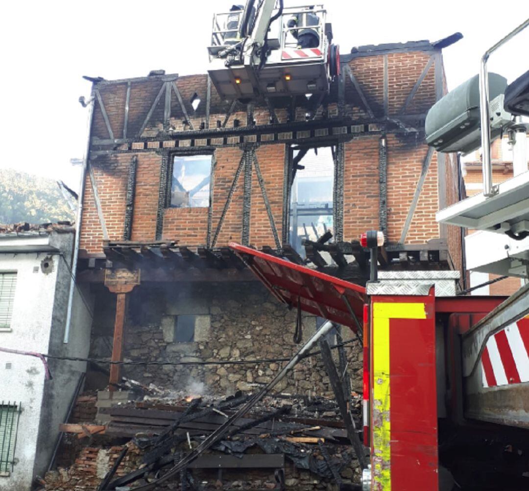 Vivienda destruida en El Hornillo