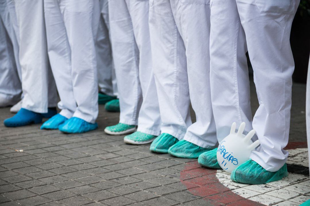 Sanitarios agradecen el homenaje que cada día se celebra en su honor en todos los Centros de Salud y Hospitales de España a las 20:00 horas. 