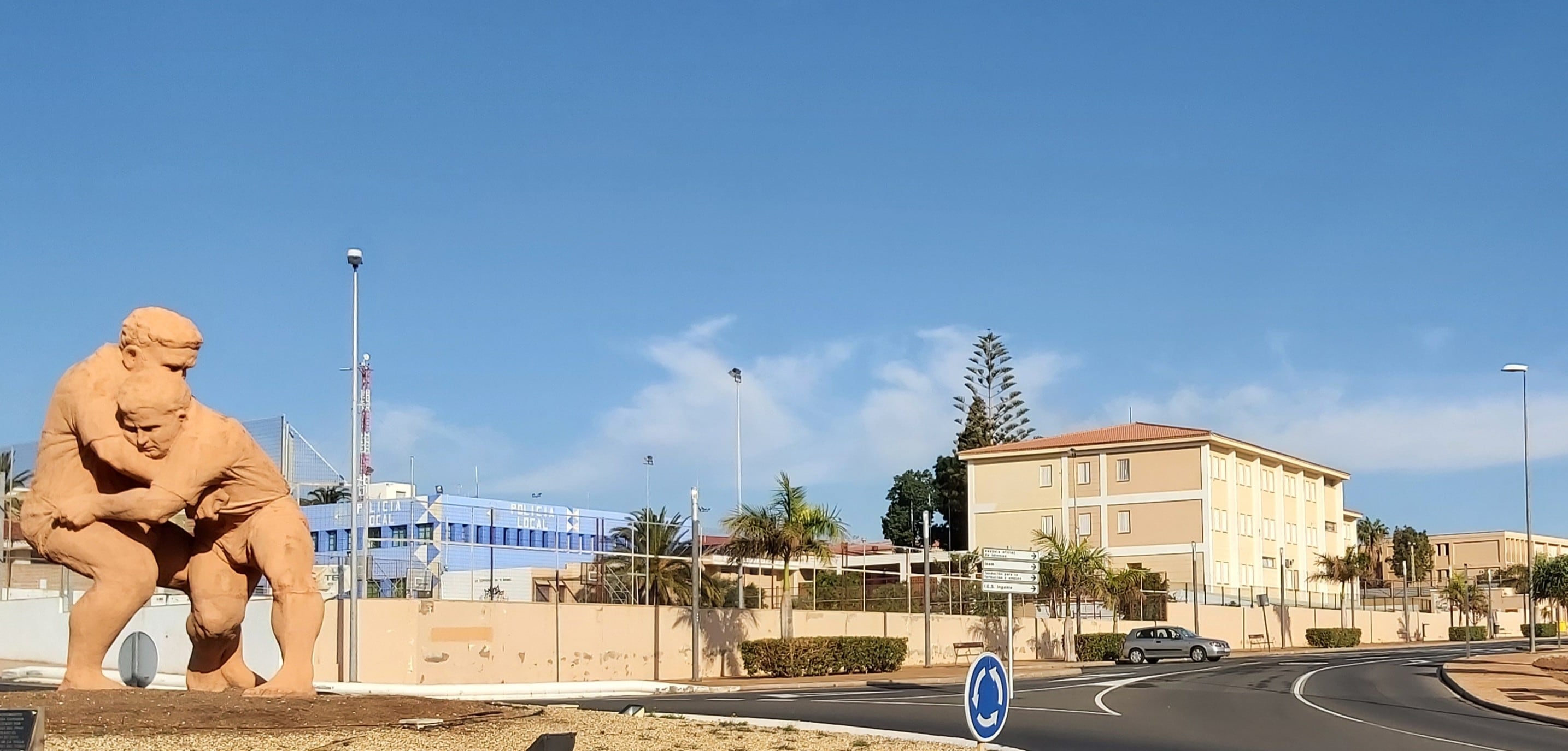 Fachada del IES Ingenio en la isla de Gran Canaria