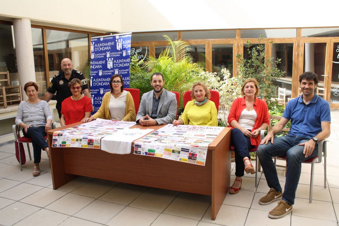 Presentación de la I Carrera Solidaria a favor del cáncer en Ondara.