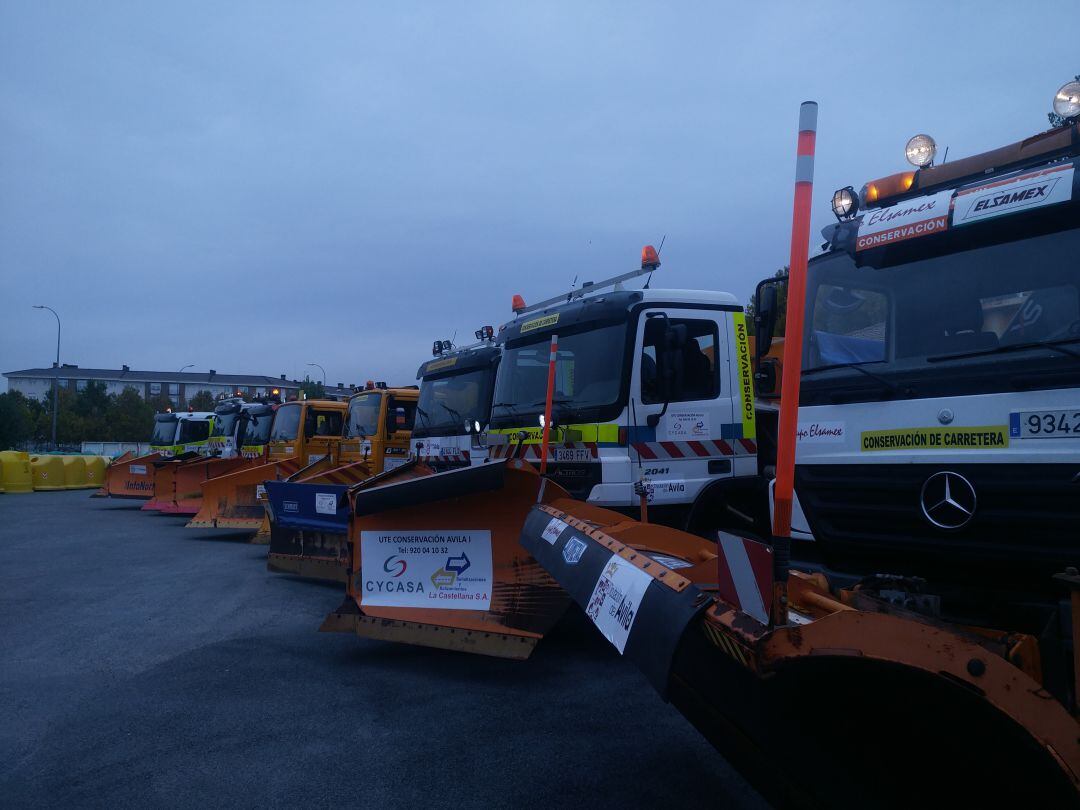 Las máquinas quitanieves ya están preparadas por si fuera necesaria su intervención