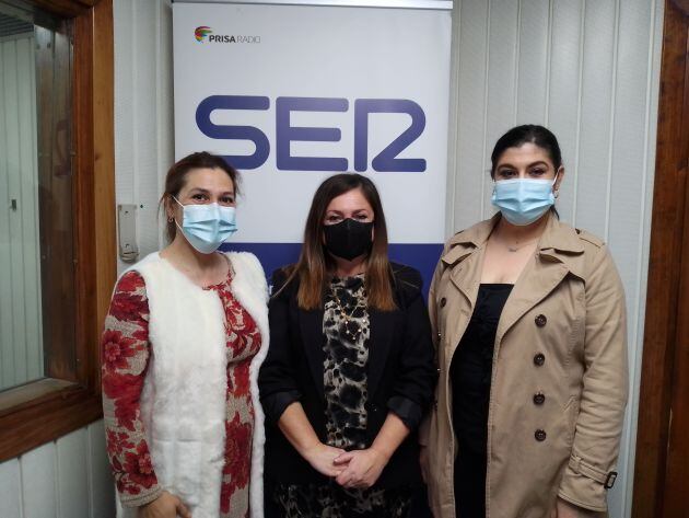 Rosa María Hernández, Eva Lechuga y María José Camacho.