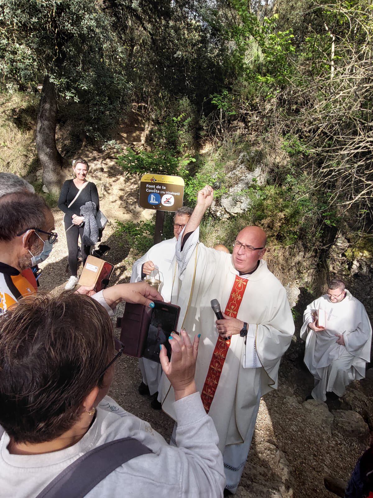 Momento del oficio religioso