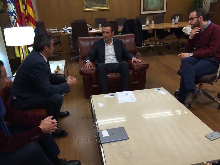 Encuentro del alcalde y el concejal de Promoción Económica con el Terciario Avanzado