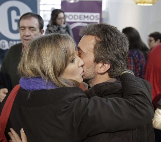 GRA365. MADRID, 29/01/2015.- Los diputados en la Asamblea de Madrid de IU, Tania Sánchez y Mauricio Valiente, candidatos a la Comunidad y al Ayuntamiento de la capital, respectivamente, asisten a la rueda de prensa que Podemos y la plataforma ciudadana Ganemos Madrid han ofrecido esta tarde en Madrid, para informar del acuerdo alcanzado por el que concurrirán juntos bajo la forma jurídica de partido instrumental en las elecciones municipales del próximo mes de mayo en la capital, en las que han descartado presentarse en coalición con IU. EFE/Emilio Naranjo