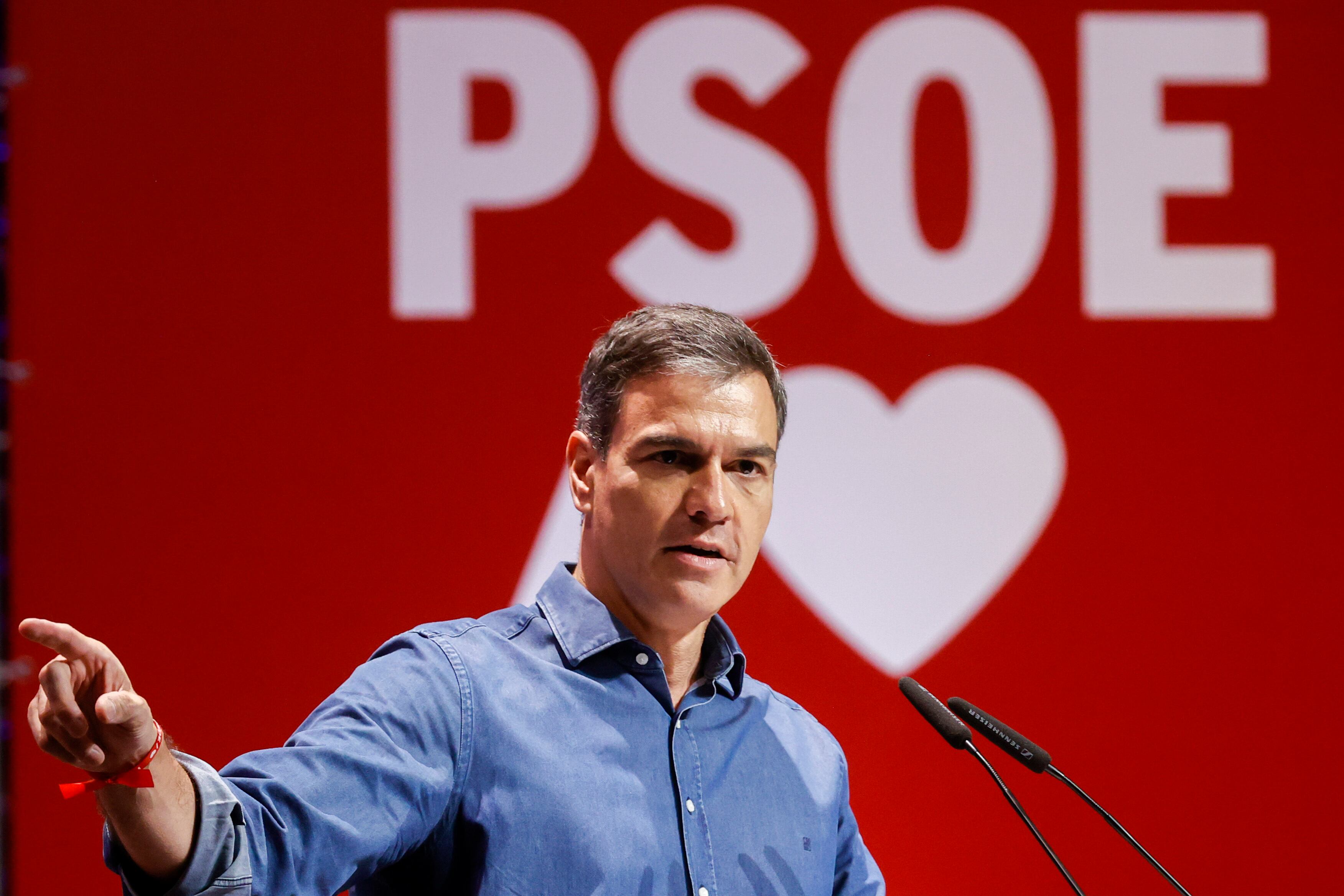 El presidente del Gobierno Pedro Sánchez este sábado durante el mitin que ha organizado el PSOE en la ciudad de Valencia