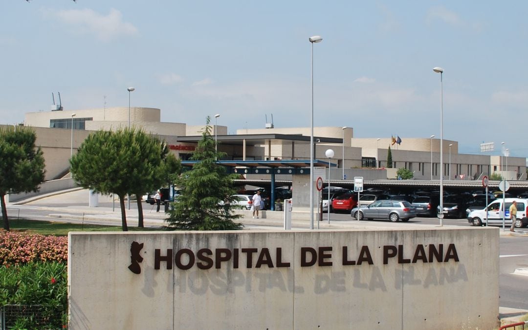 Entrada del Hospital de La Plana en Vila-real.