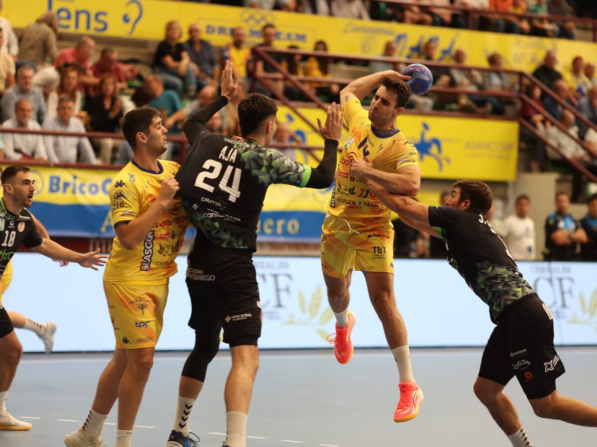 Dalmau Huix: "Estamos creciendo mucho y jugando bien, tenemos que seguir esa línea"